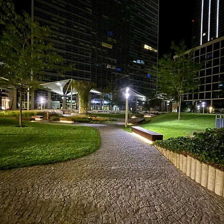 Daire Panorama In Downtown Area With Free Parking And Castle View *