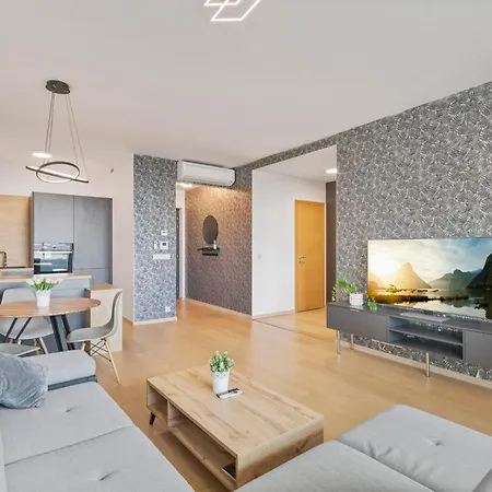 アパート Panorama In Downtown Area With Free Parking And Castle View *